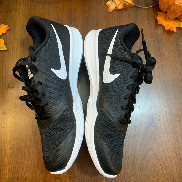 NEW NWT Nike City Trainer w/ box - Picture 4 of 7